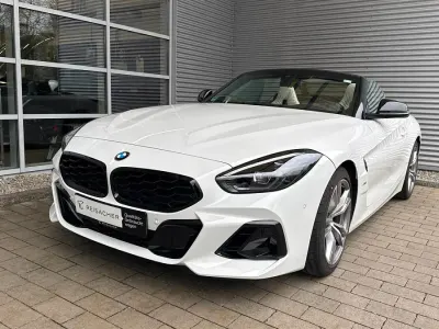 Usata BMW Z4 Efficient Dynamics 197 CV (144 kW) 2023 Bianco Cabrio