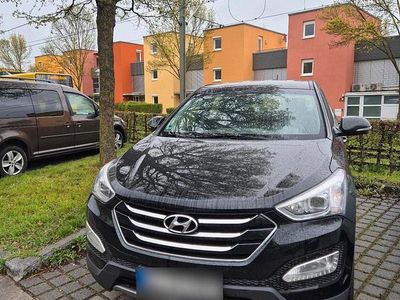 Gebraucht Hyundai Santa Fe 150 PS (110 kW) 2015 Schwarz SUV