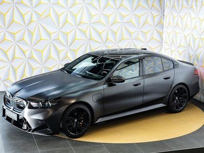 Gebraucht BMW M5 585 PS (430 kW) 2024 Frozen deep grey metallic Limousine