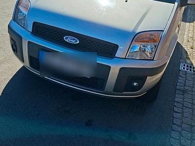 Silber Gebraucht 2009 Ford Fusion Limousine | 2.500 € (Guter Preis)