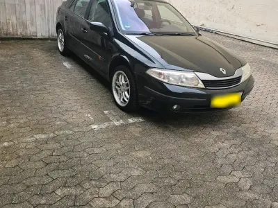 Gebraucht Renault Laguna II 120 PS (88 kW) 2004 Schwarz Limousine
