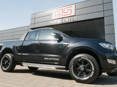 Gebraucht Ford Ranger Wildtrack 200 PS (147 kW) 2017 Pantherschwarz metallic (metallic) Pickup