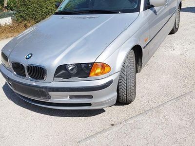 BMW 323