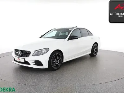 Gebraucht Mercedes C300 AMG 245 PS (180 kW) 2020 Polarweiss Limousine