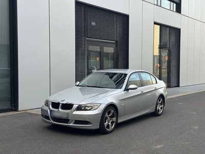 Gebraucht BMW 318 143 PS (105 kW) 2007 Limousine