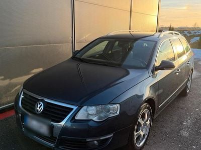 Gebraucht VW Passat 140 PS (102 kW) 2007 Blau Kombi
