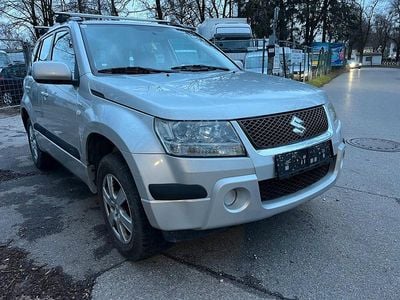 Second-hand Suzuki Grand Vitara Club 129 CP (94 kW) 2007 Gri SUV