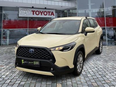 Gebraucht Toyota Corolla Cross Business Edition 140 PS (102 kW) 2024 Super white 2 SUV