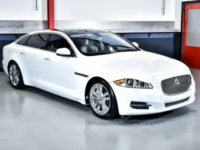 Gebraucht Jaguar XJL Portfolio 385 PS (283 kW) 2012 Weiß Limousine