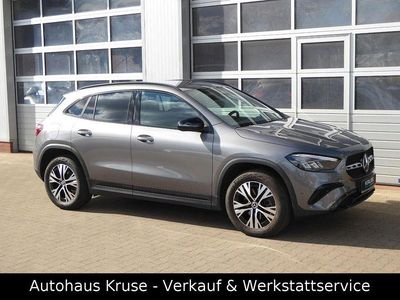 Gebraucht Mercedes GLA250 Progressive 163 PS (119 kW) 2023 Grau SUV