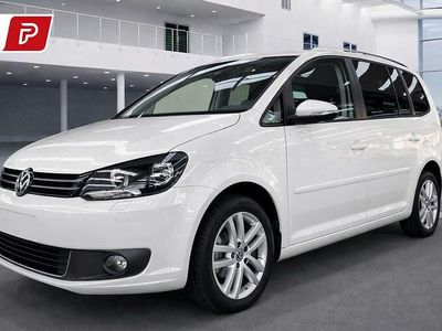 Weiß Gebraucht 2015 VW Touran Van / Kleinbus | 7.990 € (Guter Preis)