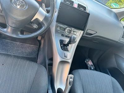 Usata Toyota Auris 132 CV (97 kW) 2007 Blu Utilitaria