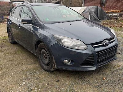 Gebraucht Ford Focus SYNC Edition 125 PS (91 kW) 2014 Grau Limousine