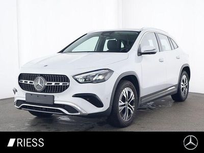 Weiss Gebraucht 2024 Mercedes GLA250 Progressive SUV | 42.900 € (Teuer)