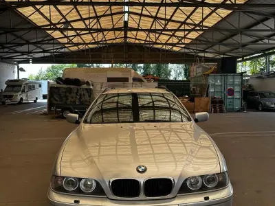 Gebraucht BMW 520 170 PS (125 kW) 2002 Silber Kombi