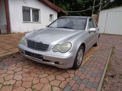 Gebraucht Mercedes C200 Classic 116 PS (85 kW) 2002 Silber Limousine