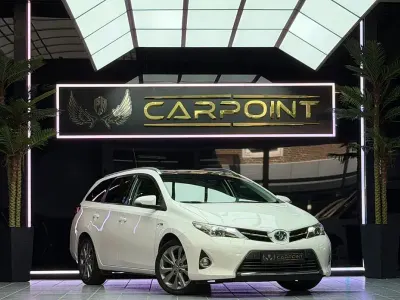 Gebraucht Toyota Auris Touring Sports Executive 136 PS (100 kW) 2014 Weiß Kombi