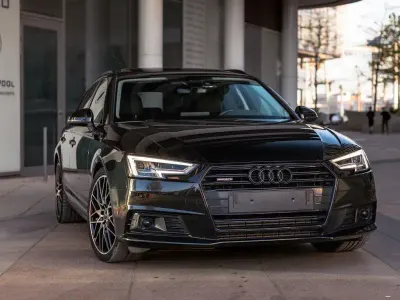 Gebraucht Audi A4 Performance 218 PS (160 kW) 2016 Schwarz Kombi