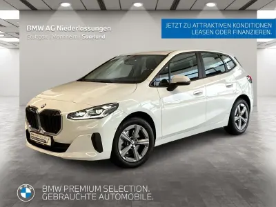 Gebraucht BMW 218 Active Tourer 136 PS (100 kW) 2022 Weiß Van / Kleinbus