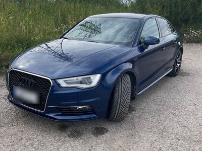 gebraucht Audi A3 1.6 TDI S tronic S line S line