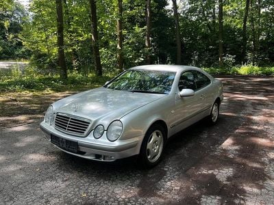 Mercedes CLK230