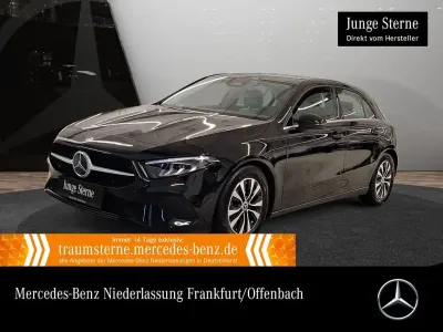 Gebraucht Mercedes A200 Advanced 150 PS (110 kW) 2023 Schwarz Limousine