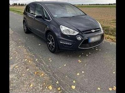 Second-hand Ford S-MAX Titanium 140 CP (102 kW) 2014 Monovolum