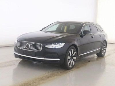 Gebraucht Volvo V90 Plus 253 PS (186 kW) 2025 Onyx black / metallic Kombi