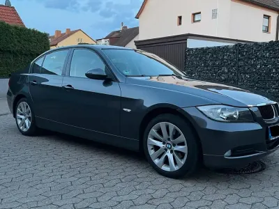 Gebraucht BMW 318 129 PS (94 kW) 2006 Grau Limousine