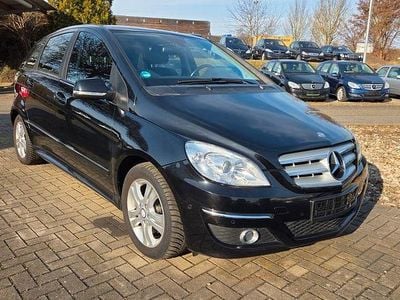 Gebraucht Mercedes B180 109 PS (80 kW) 2011 Schwarz Van / Kleinbus