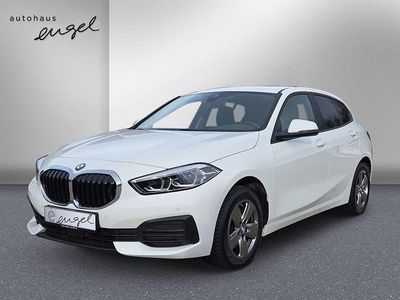 Gebraucht BMW 118 Advantage 136 PS (100 kW) 2024 Alpinweiß Kleinwagen