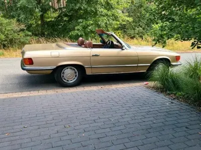 Gebraucht Mercedes SL450 224 PS (164 kW) 1973 Gold Cabrio