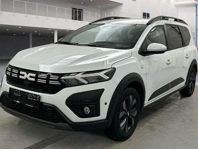 Gebraucht Dacia Jogger Expression 94 PS (69 kW) 2025 Weiß Van / Kleinbus