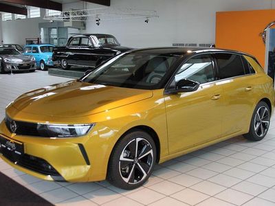 Gebraucht Opel Astra Elegance 131 PS (96 kW) 2023 Gelb Limousine