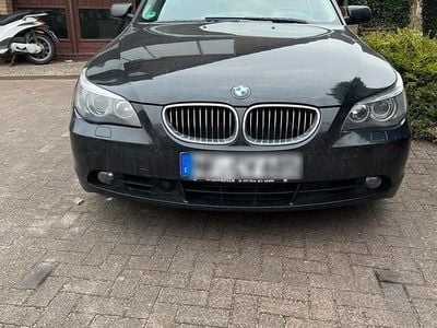 Gebraucht BMW 525 177 PS (130 kW) 2006 Schwarz Kombi