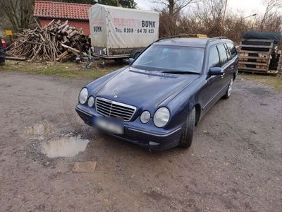 gebraucht Mercedes E240 Benzin+Gas