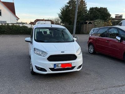 Gebraucht Ford Tourneo Courier Ambiente 75 PS (55 kW) 2014 Weiß Van / Kleinbus