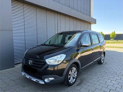 Usata Dacia Lodgy Stepway 107 CV (78 kW) 2015 Nero Monovolume