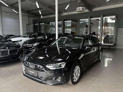 Gebraucht Audi A4 Sport 204 PS (150 kW) 2021 Brillantschwarz Kombi