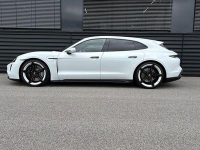 Porsche Taycan GTS