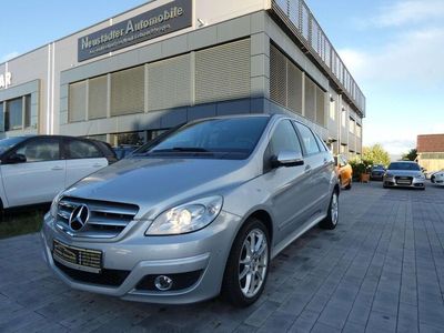 Mercedes B200