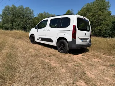 Gebraucht Citroën Berlingo Feel 110 PS (80 kW) 2019 Weiß Van / Kleinbus