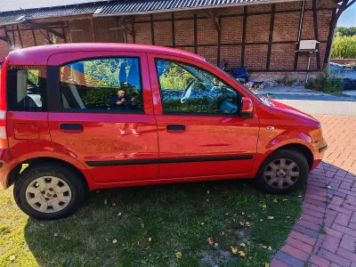 Gebraucht Fiat Panda 60 PS (44 kW) 2010 Rot Kleinwagen