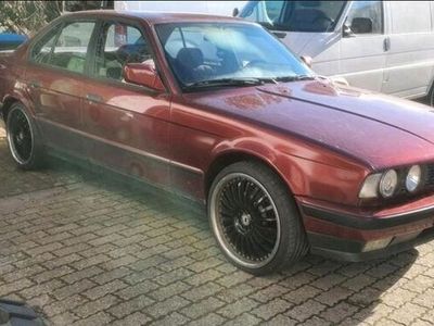 gebraucht BMW 525 E34 tds Calypsorot Limosine