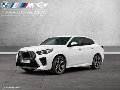 Neu BMW iX2 M Sport 150 kW (204 PS) 2026 Alpinweiss iii SUV