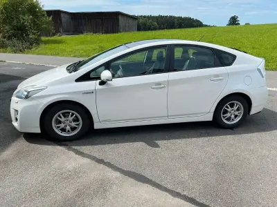 Second-hand Toyota Prius 99 CP (72 kW) 2009 Alb Hatchback