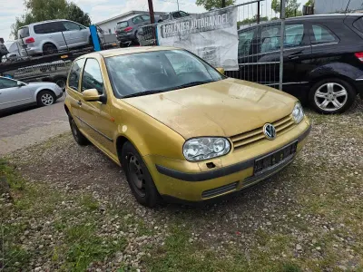 Gebraucht VW Golf III Comfortline 101 PS (74 kW) 1998 Gold Limousine