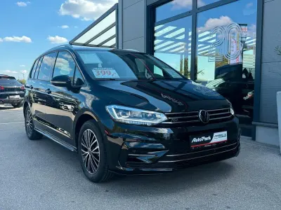 Neu VW Touran R-line 150 PS (110 kW) 2026 Schwarz Van / Kleinbus