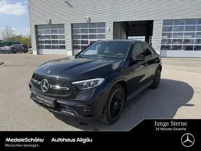 Używany Mercedes GLC200 AMG 204 KM (150 kW) 2025 Czarny SUV