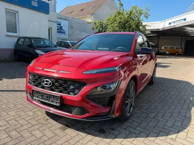 Gebraucht Hyundai Kona N Line 120 PS (88 kW) 2022 Rot SUV